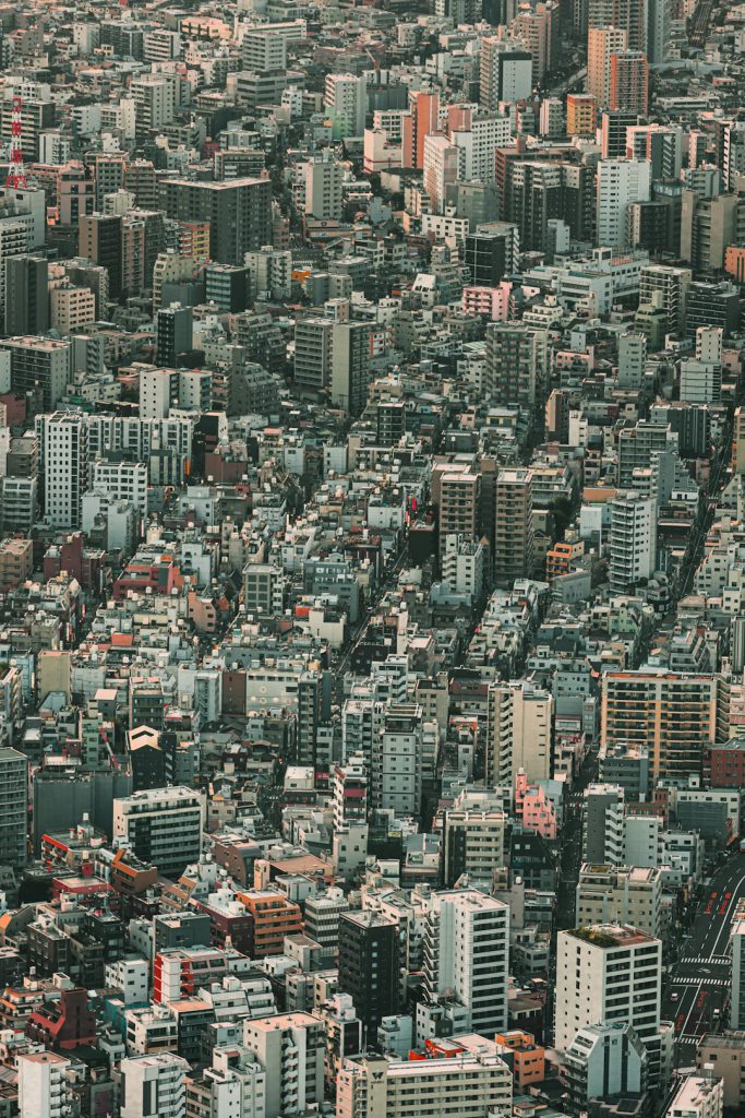 איך האינטרנט משנה את חיי היום-יום שלנו בשנות ה-20 של המאה ה-21